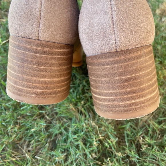 Lucky Brand beige Leather Shoes - Picture 3 of 6